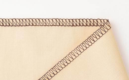 ３本糸縁かがり縫い